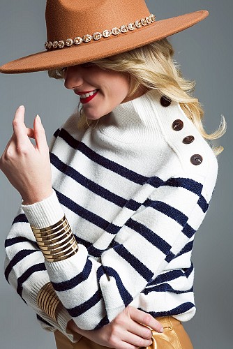 Marine Style Sweater With Turtle Neck and Button Detail at Neck In White and Navy