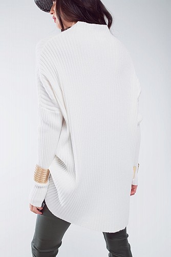 Oversized white sweater with stripes details