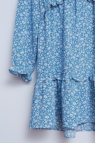 Q2 Open back mini tea dress in blue floral