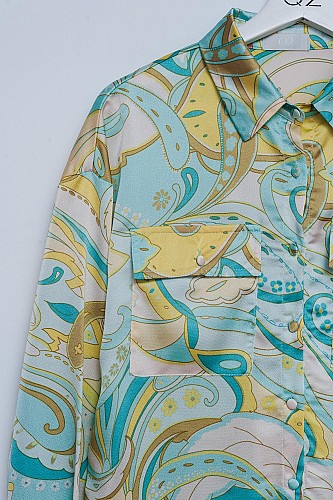 Q2 Shirt in abstract green print