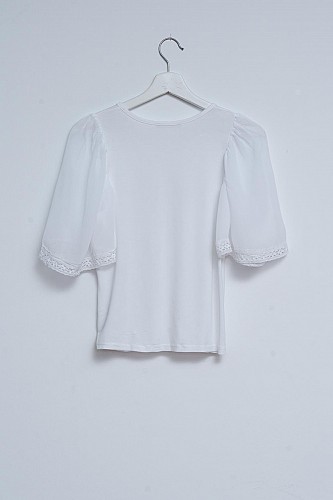 Q2 Angel sleeve tea blouse in white